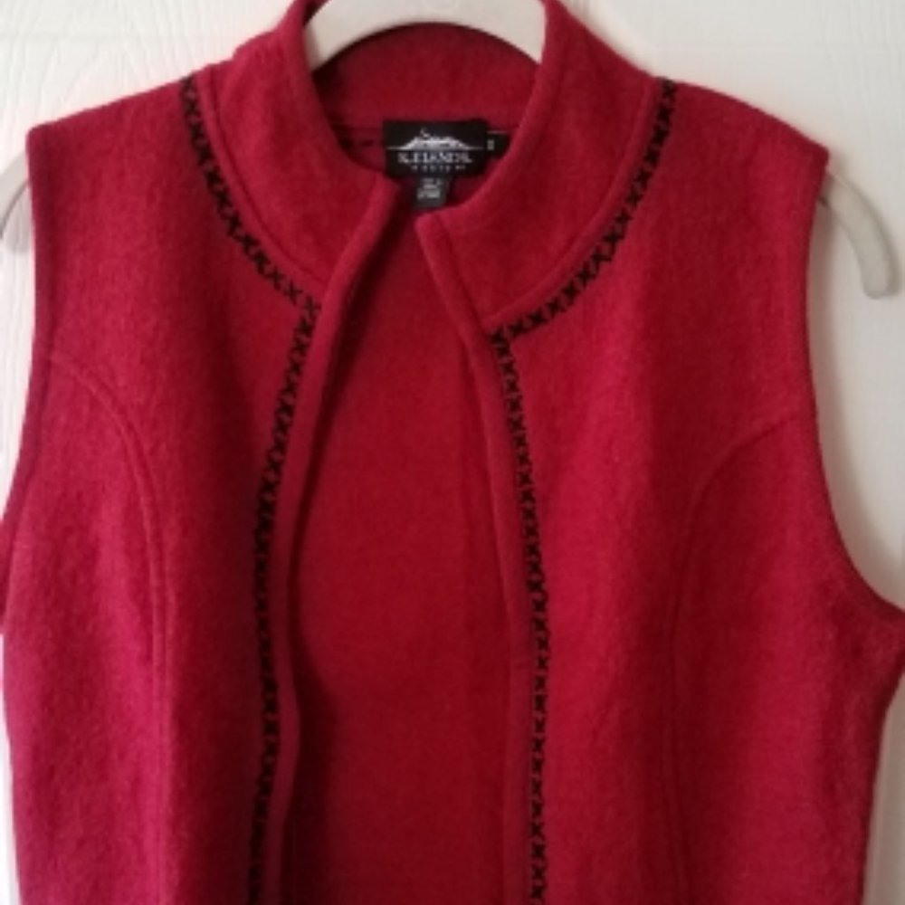 ICELANDIC Wool Vest Red size S